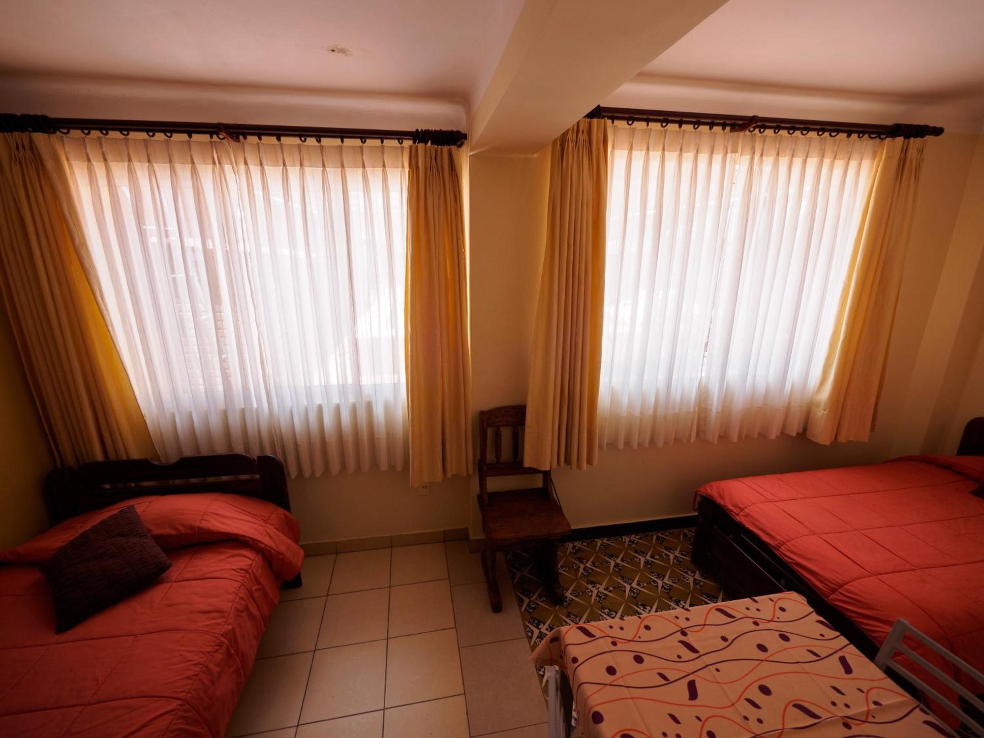 Refugio Del Turista Hostel Tupiza Kültér fotó